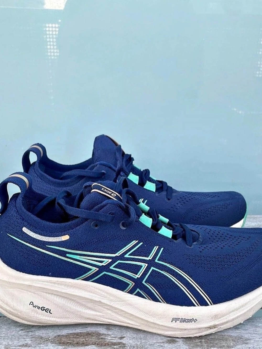 Asics Gel Nimbus 26 Women’s Blue Running Shoes Size 10